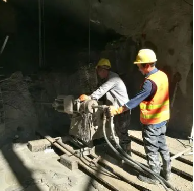 杏花岭水下抗分散灌浆料特点 水下不分散注浆料介绍